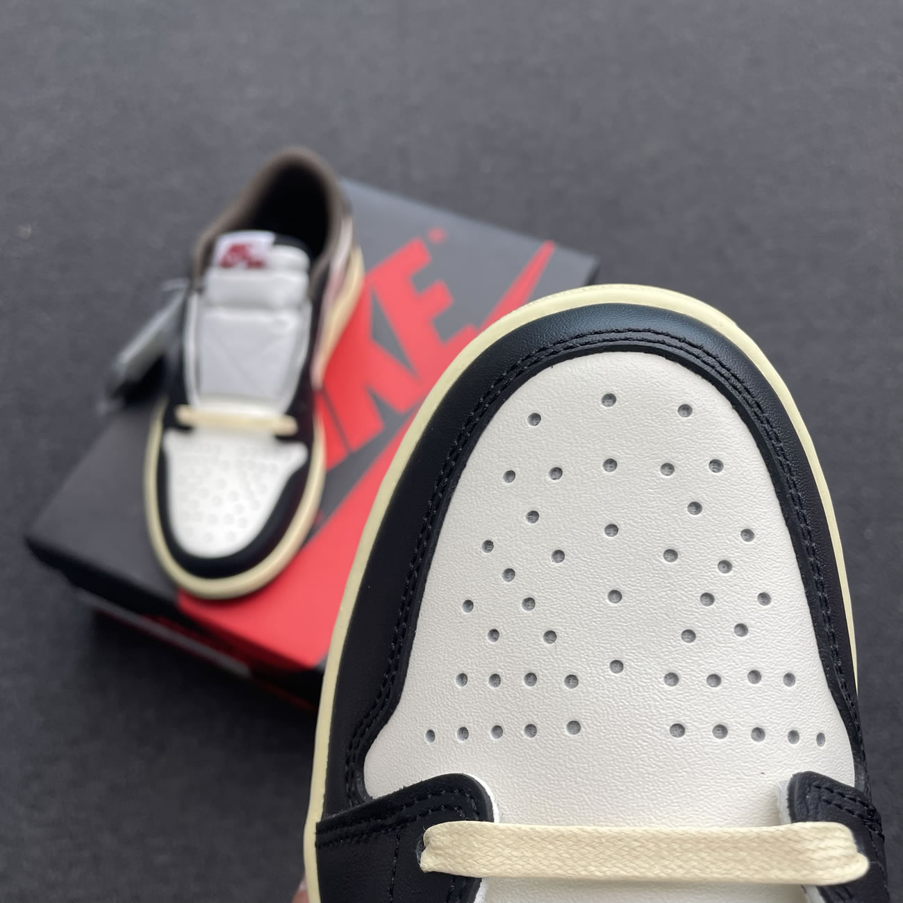 Air Jordan 1 Low  Cq4277 105 (6) - newkick.app